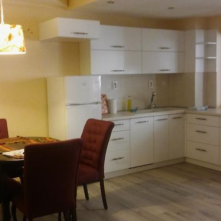 Apartment Izabel Yambol Eksteriør billede